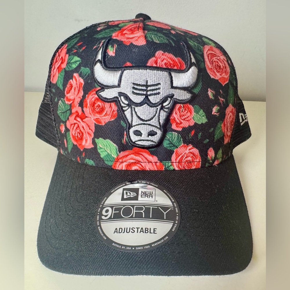 NWT New Era Chicago Bulls Rose Emblem 9Forty A-Frame Trucker Snapback Hat